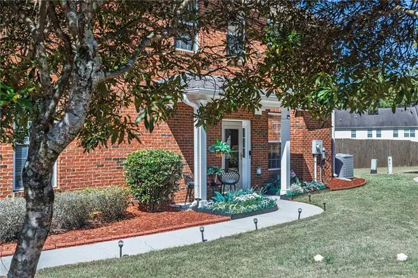 988 Treymont WAY, Lawrenceville, GA 30045