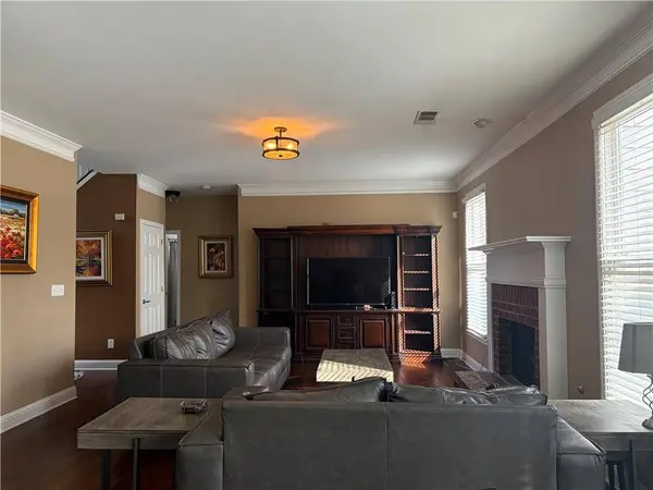 902 Daylight CIR, Lawrenceville, GA 30045