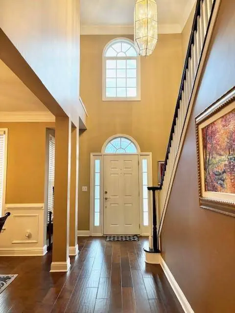 902 Daylight CIR, Lawrenceville, GA 30045