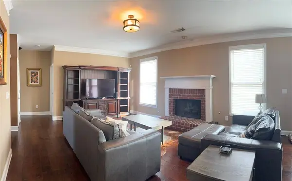 902 Daylight CIR, Lawrenceville, GA 30045