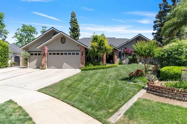 1517 W Fir AVE, Fresno, CA 93711