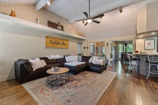 1517 W Fir AVE, Fresno, CA 93711