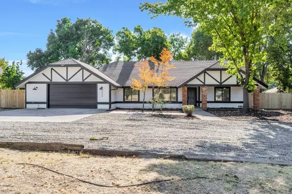 6820 N Locan AVE, Clovis, CA 93619