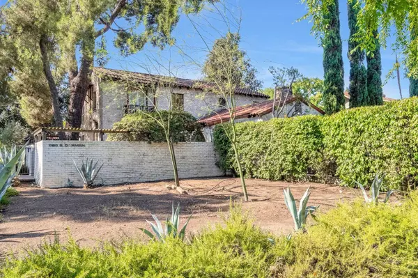 666 E Carmen AVE, Fresno, CA 93728