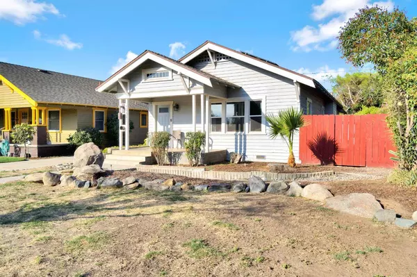 1355 N Roosevelt AVE, Fresno, CA 93728