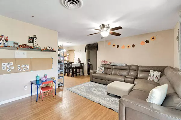 3836 E Richert AVE, Fresno, CA 93726