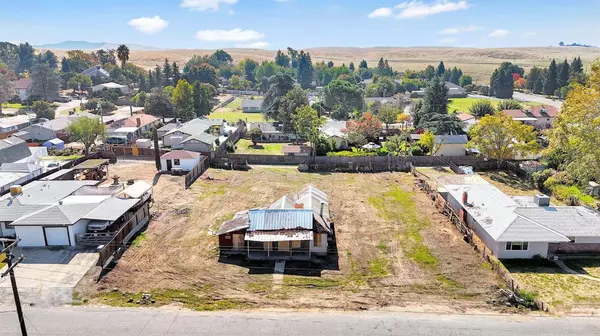 3937 E Marcus AVE, Friant, CA 93626