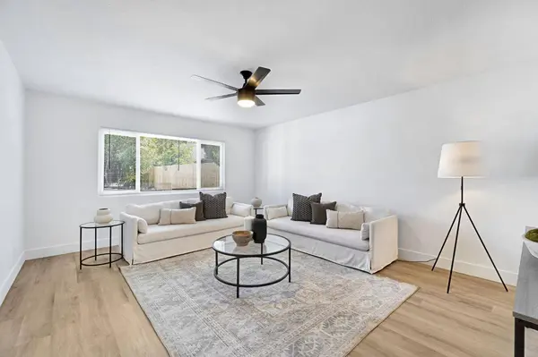 4127 E Grant AVE, Fresno, CA 93702