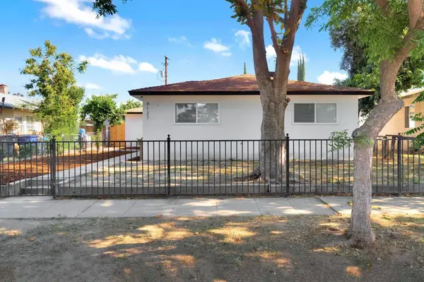 4127 E Grant AVE, Fresno, CA 93702