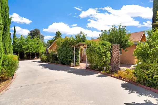 19609 Claremont RD, Madera, CA 93638