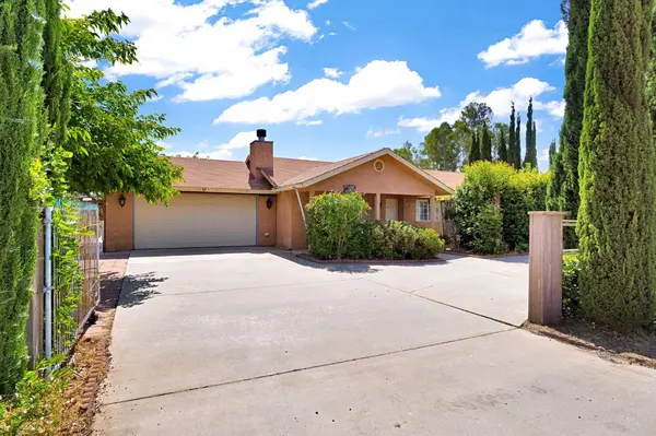 19609 Claremont RD, Madera, CA 93638