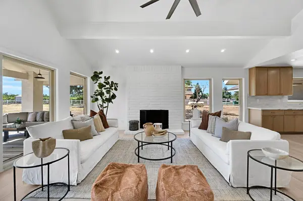 1470 N Locan AVE, Fresno, CA 93737