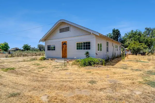 6071 S Clara, Fresno, CA 93706