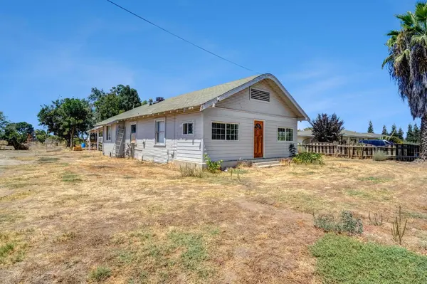 6071 S Clara, Fresno, CA 93706