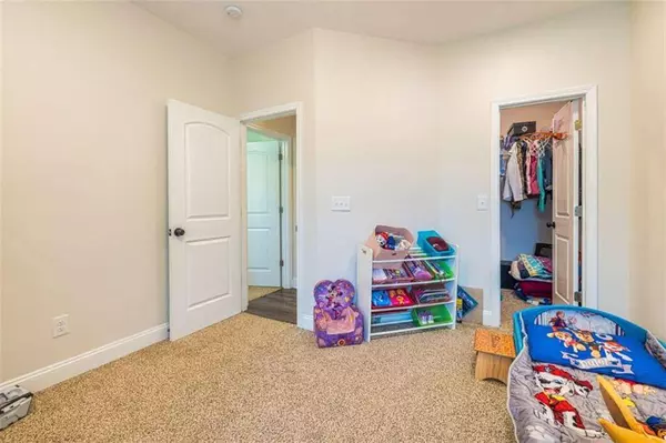 40 Westbrook RD, Carrollton, GA 30116