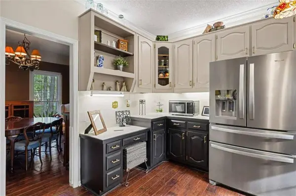 105 Tiffany CT, Locust Grove, GA 30248