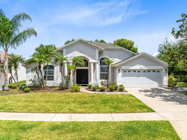 5809 DONNELLY CIR, Orlando, FL 32821