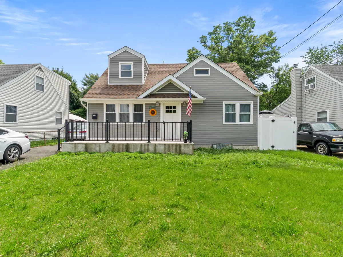 19 Wolf Dr, Hamilton Twp, NJ 08610-1117
