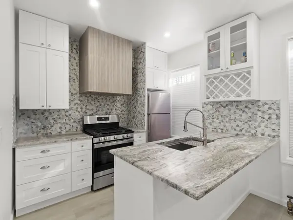 151 Stevens Ave, Jersey City, NJ 07305-3007
