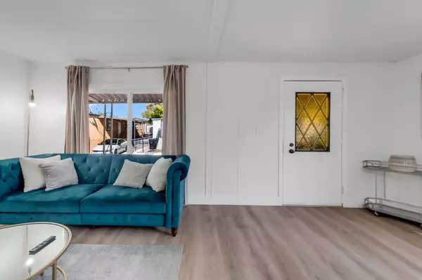 7526 Costa Mesa CIR #122, North Highlands, CA 95660