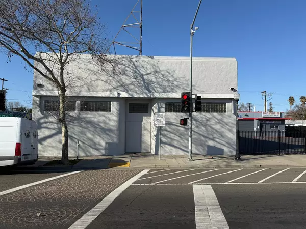 1721 Del Paso BLVD, Sacramento, CA 95815