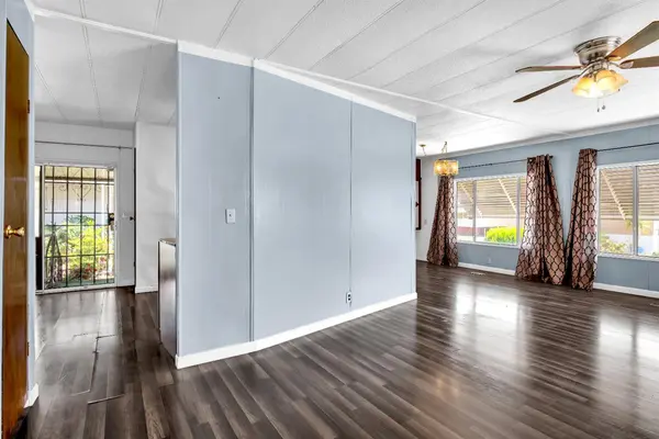 7548 Huckleberry LN, Sacramento, CA 95828