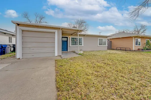5823 61st ST, Sacramento, CA 95824