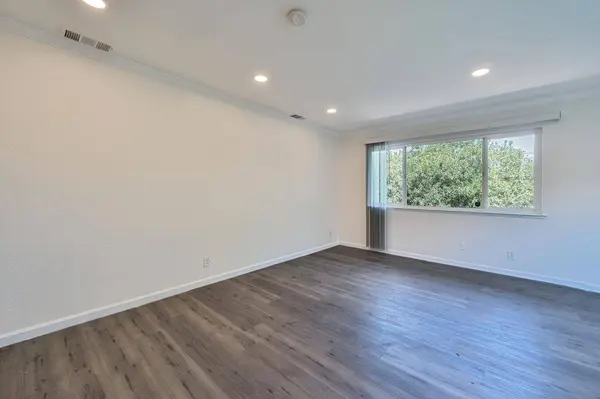 5758 Walerga RD #4, Sacramento, CA 95842