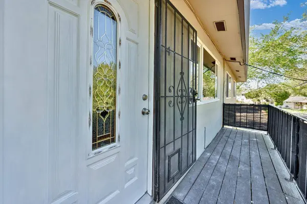 5758 Walerga RD #4, Sacramento, CA 95842