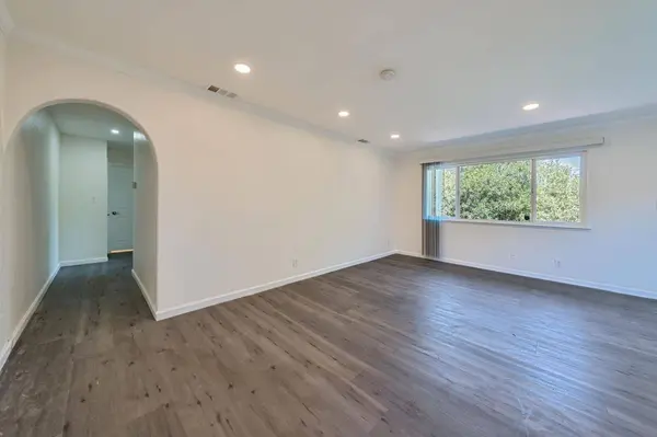 5758 Walerga RD #4, Sacramento, CA 95842