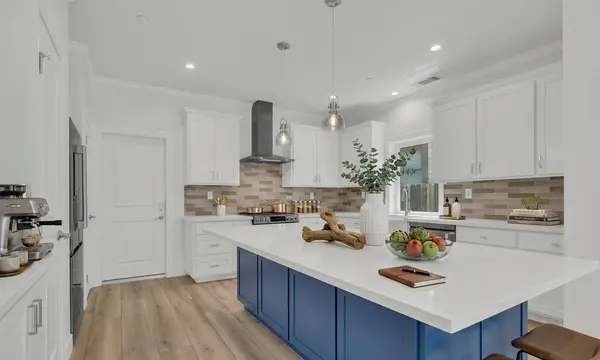 3025 7th AVE, Sacramento, CA 95817