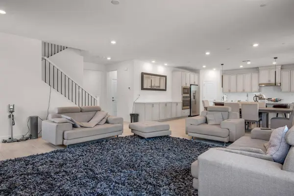 3105 Brandenburber DR, Roseville, CA 95747