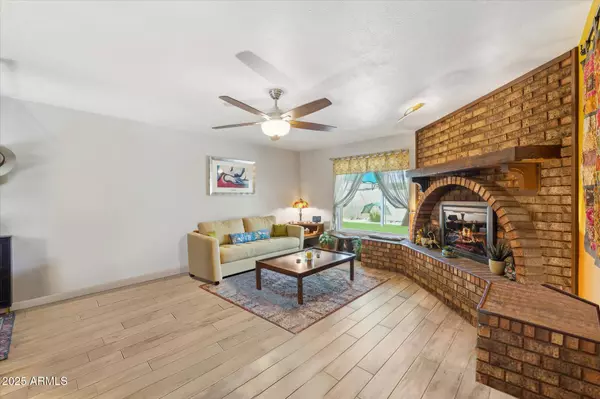 4008 W CITRUS Way, Phoenix, AZ 85019