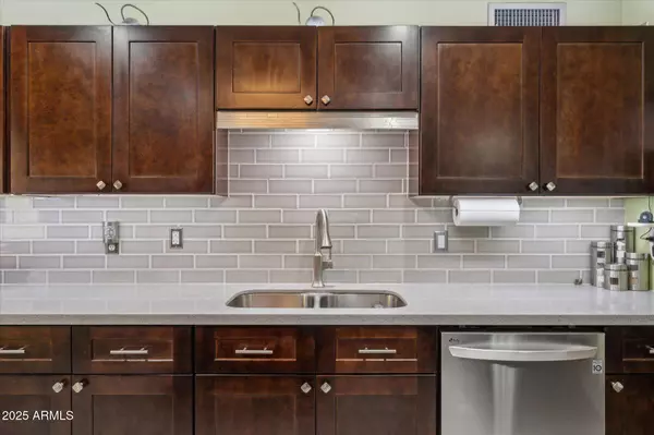 4008 W CITRUS Way, Phoenix, AZ 85019