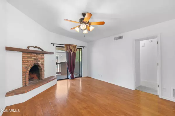 3031 N CIVIC CENTER Plaza #317, Scottsdale, AZ 85251