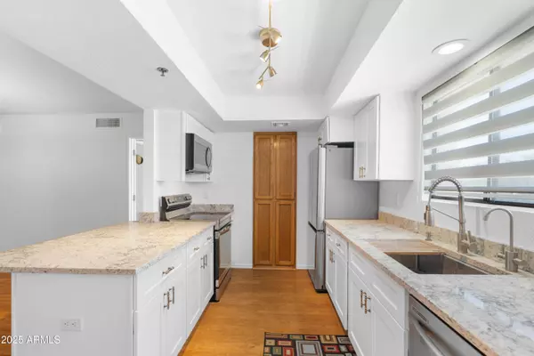 3031 N CIVIC CENTER Plaza #317, Scottsdale, AZ 85251