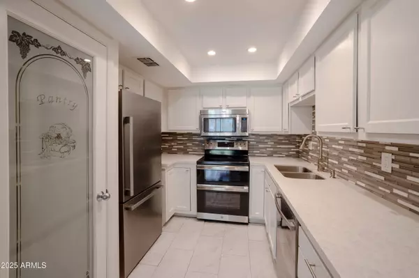 7970 E CAMELBACK Road #101, Scottsdale, AZ 85251