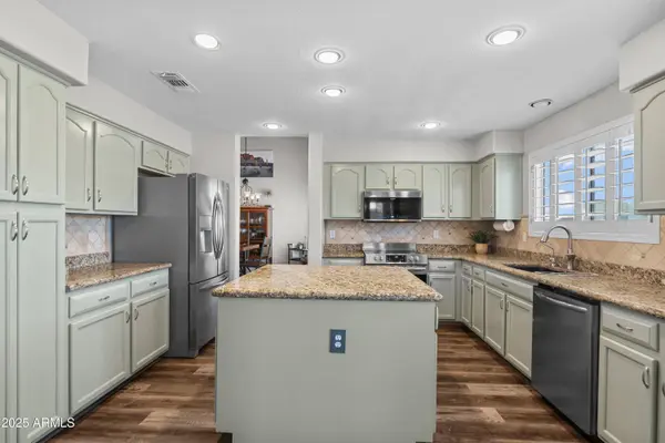 8534 W CARIBBEAN Lane, Peoria, AZ 85381