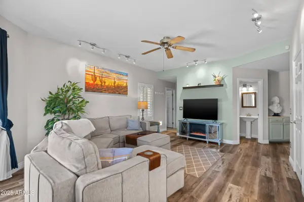 8534 W CARIBBEAN Lane, Peoria, AZ 85381