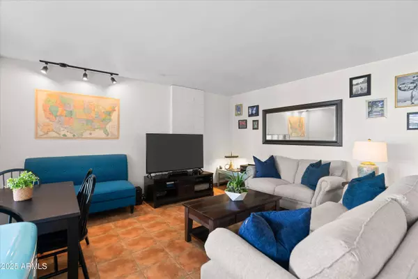 6805 E 2ND Street #7, Scottsdale, AZ 85251