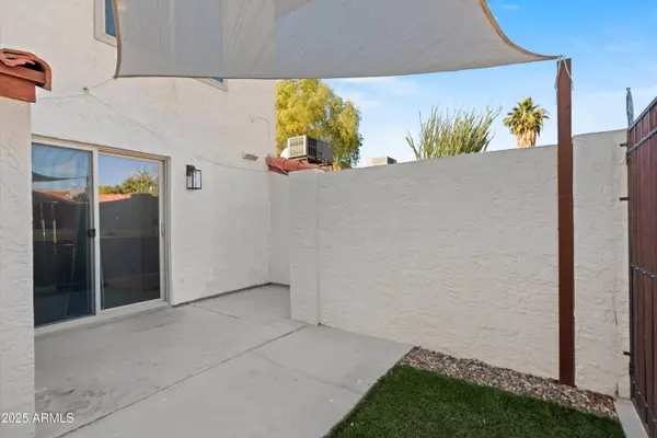 2802 E BECK Lane #2, Phoenix, AZ 85032