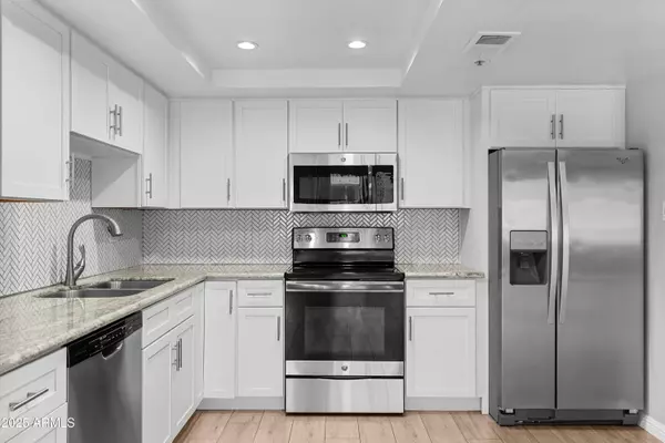 7950 E CAMELBACK Road #404, Scottsdale, AZ 85251