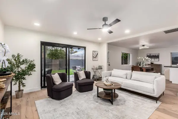 8252 E HEATHERBRAE Avenue, Scottsdale, AZ 85251