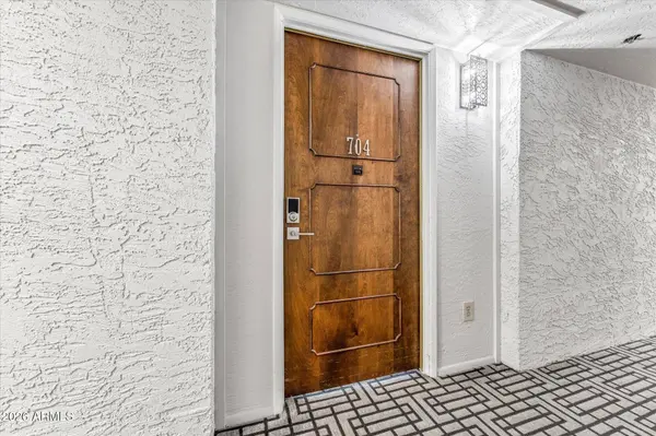 7950 E CAMELBACK Road #704, Scottsdale, AZ 85251