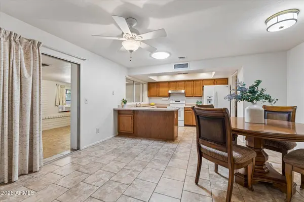 3301 E MONICA Avenue, Phoenix, AZ 85032