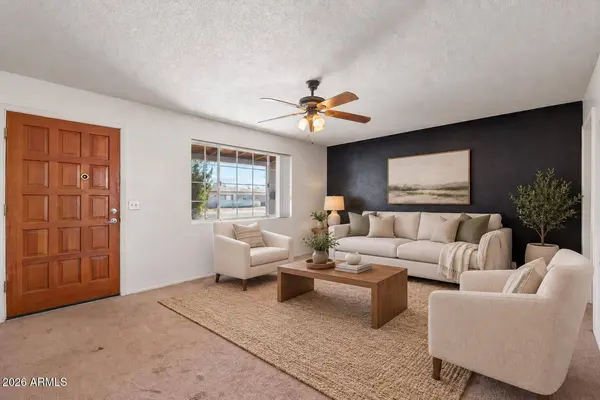 3408 W LAUREL Lane, Phoenix, AZ 85029