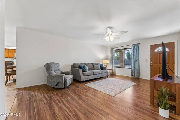 3301 E MONICA Avenue, Phoenix, AZ 85032