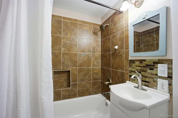 4752 Dover ST, Wheat Ridge, CO 80033