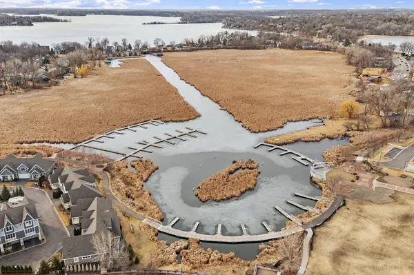 5451 Lost Lake LN, Mound, MN 55364