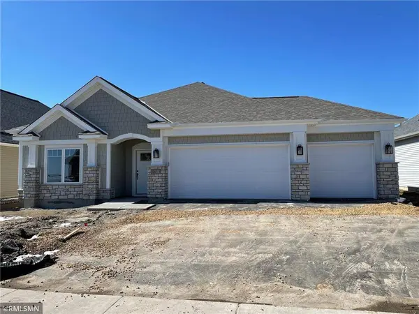 4613 Foxglove DR, Minnetrista, MN 55331